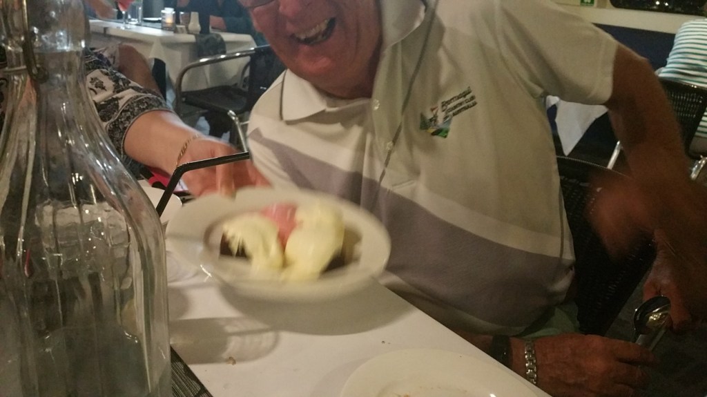 There is no truth in the rumour that this was Pete's 6th plate.....